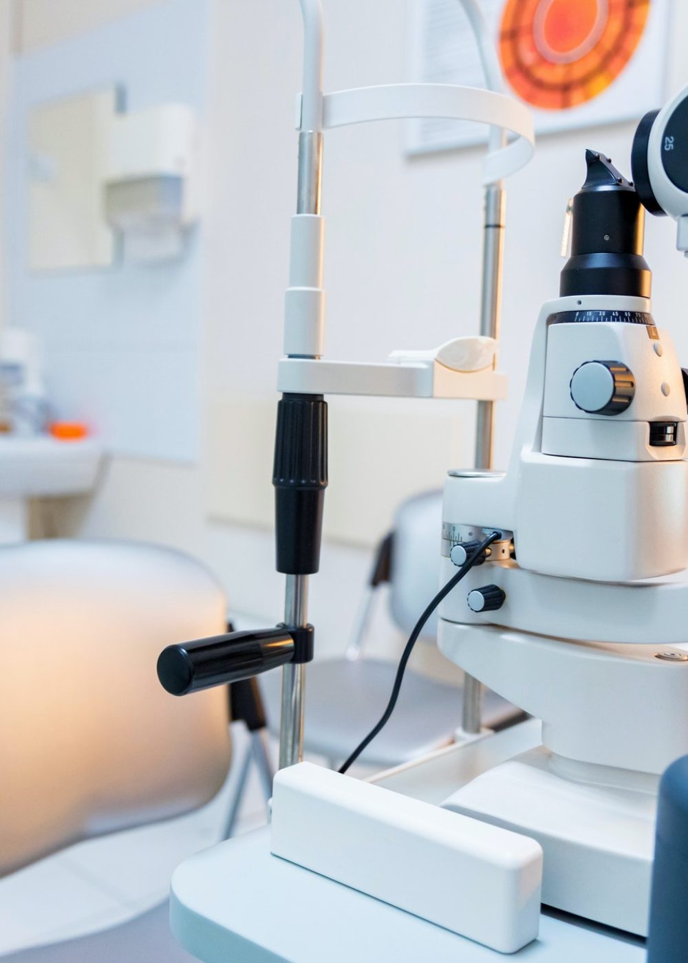 view-of-slit-lamp-on-table-in-ophthalmologist-room.jpg